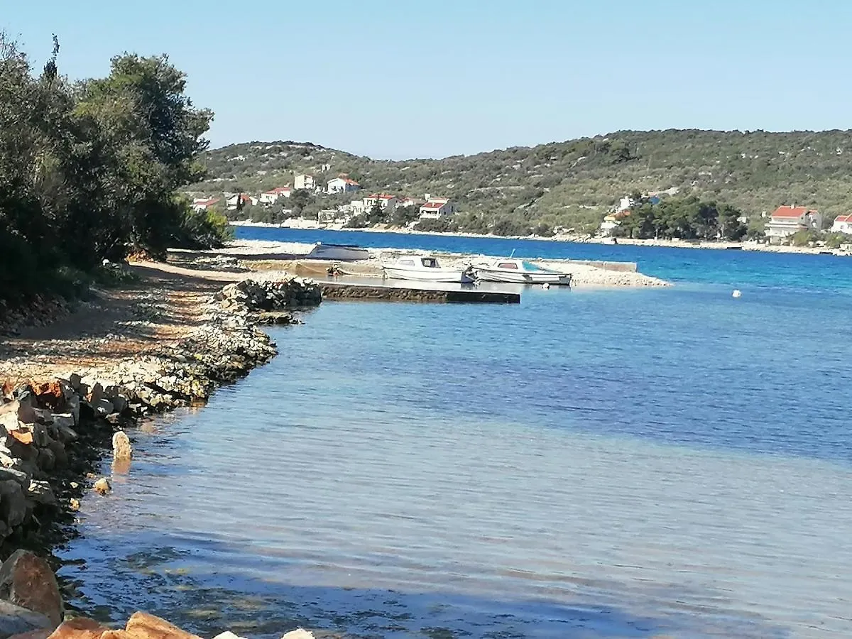 Holiday House Kim كالي كرواتيا